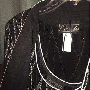 NWT⚫️Perfect for a Formal Night⚫️ 2 Piece Sexy TOP